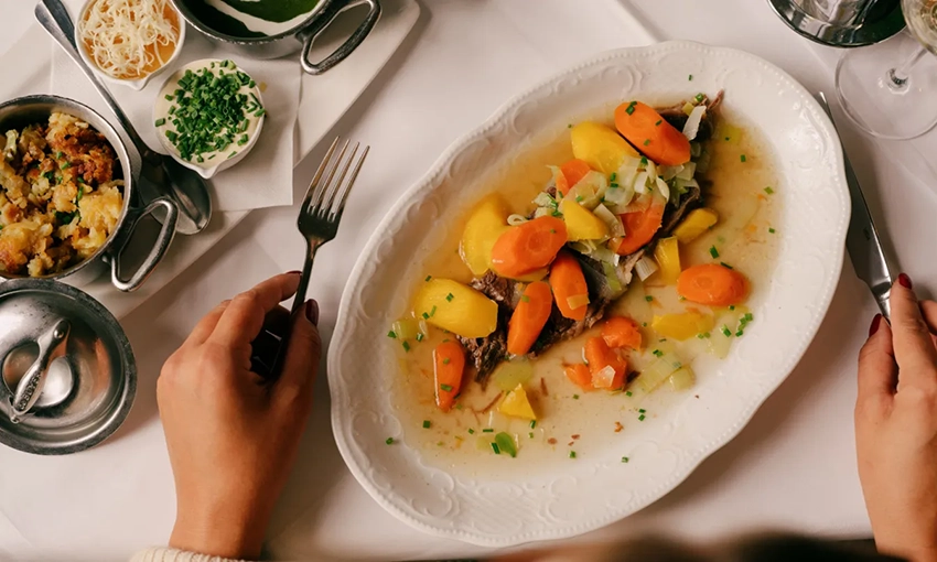 Im Gmoakeller gibt es gutes Wiener Essen, hier Topshot vom Tafelspitz.